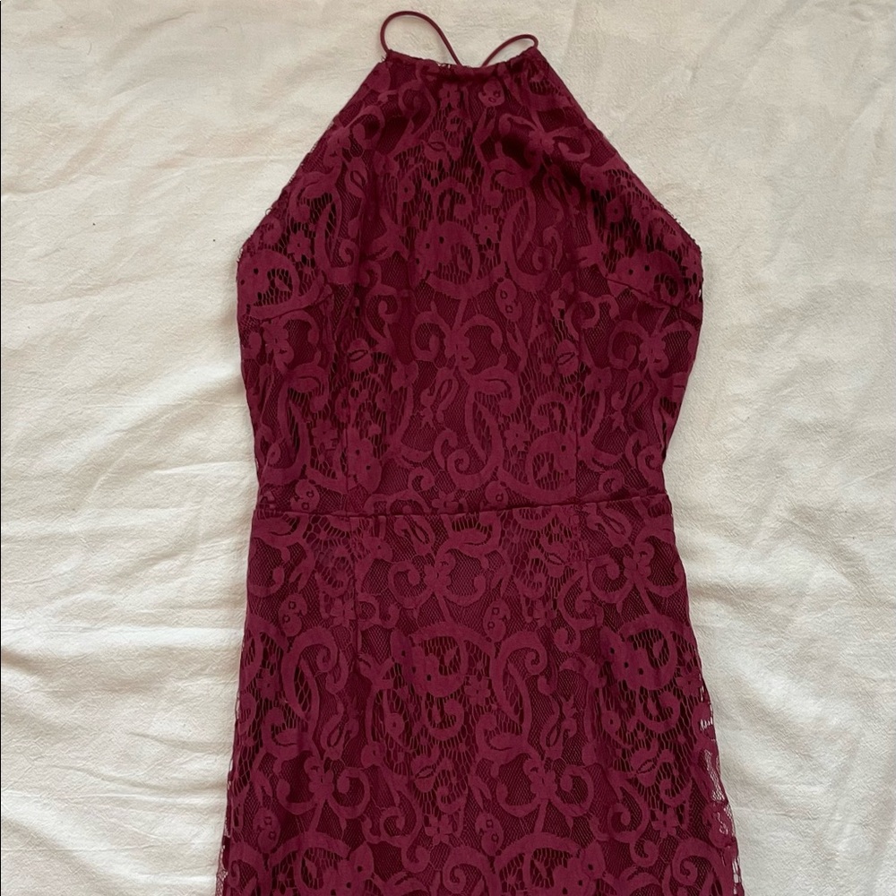 All lace backless fitted dress